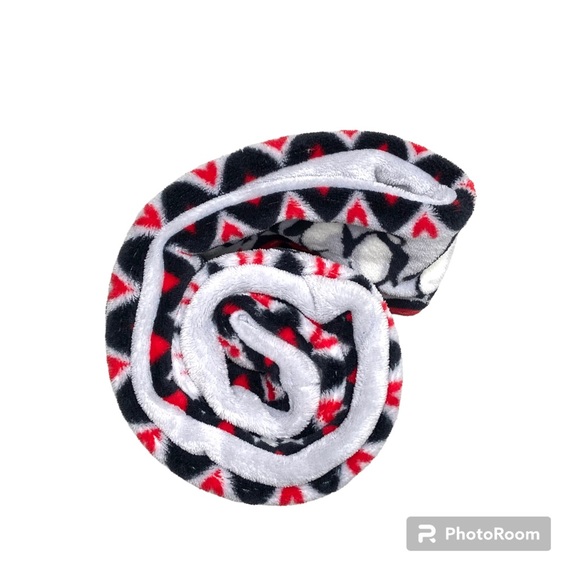 VERA BRADLEY Penguins Intarsia Fleece Loop Scarf - Picture 2 of 13